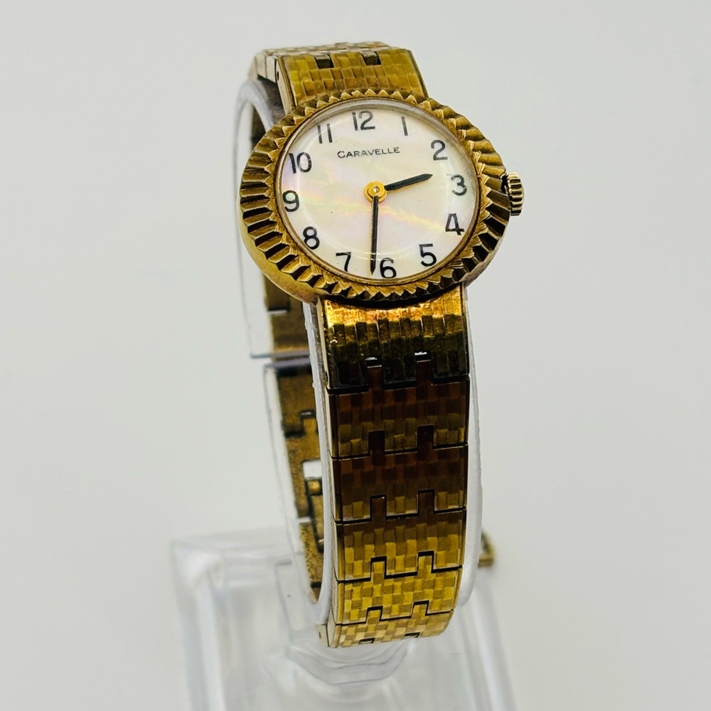 Vintage Caravelle Watch – Classic Gold-tone with Mother of Pearl Dial - Picture 4 of 16